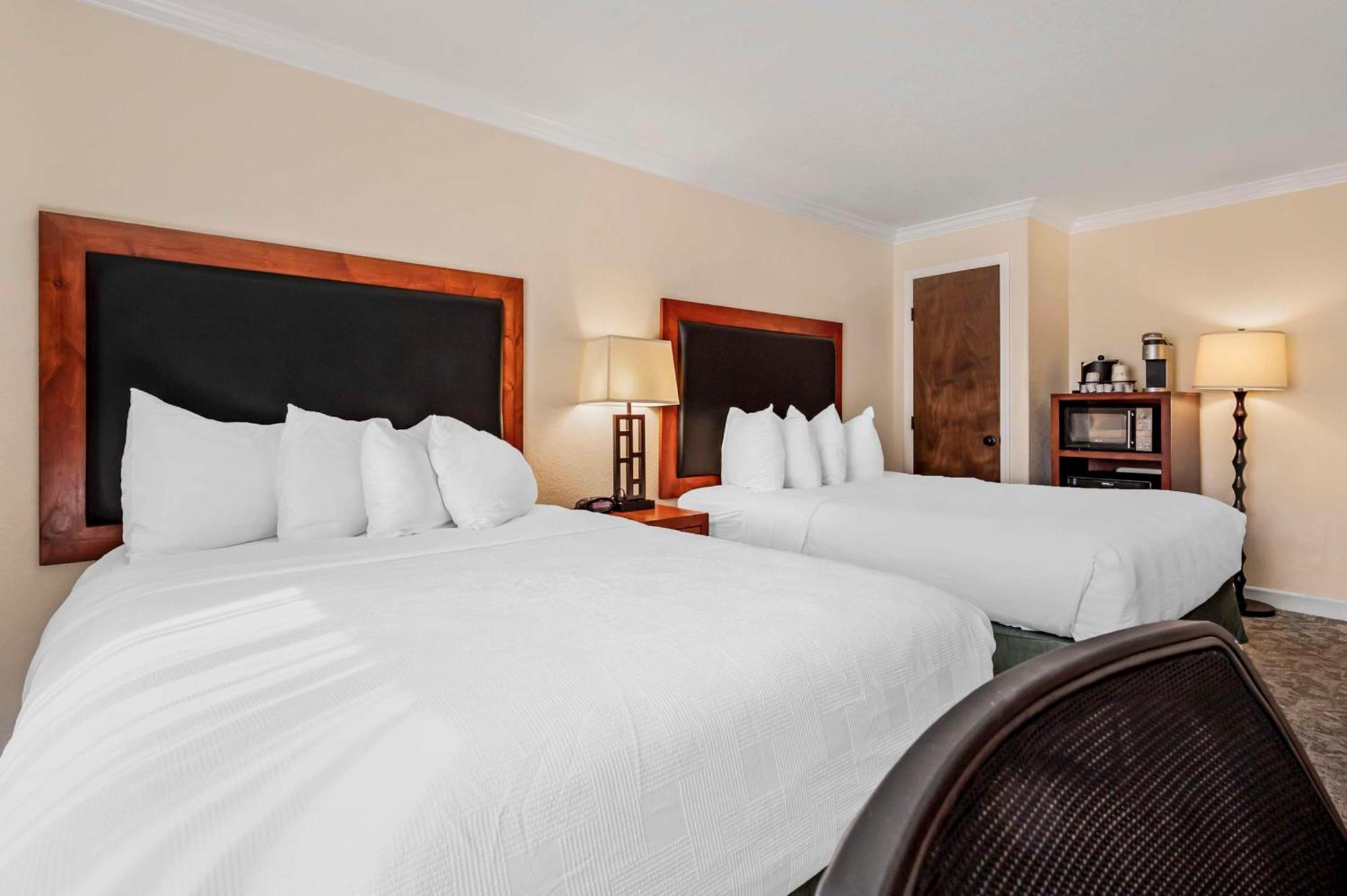 Best Western Plus Eagle Vail Airport 4*